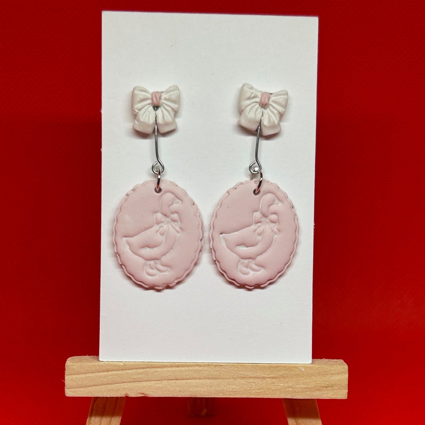 Bow & Duck Oval Dangle Earrings
