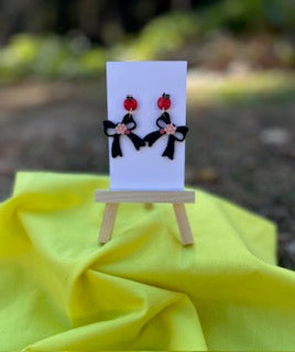 Black Bow & Red Apple