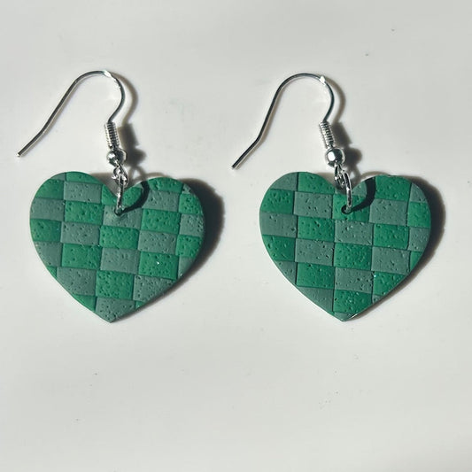 Heart-Shaped Green Checkered Polymer Clay Earrings – Handmade Two-Tone Dangle Jewelry for Women