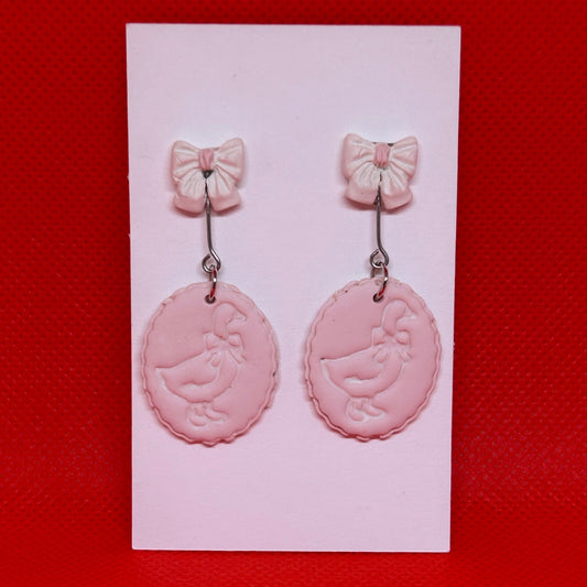 Bow & Duck Oval Dangle Earrings